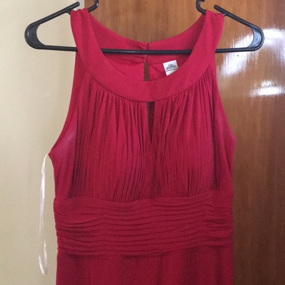 Red maxi dress. - Picture 2 of 2